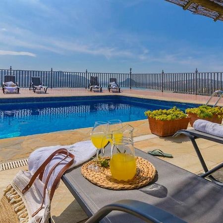 La Villa Del Lago Iznajar By Ruralidays Buitenkant foto